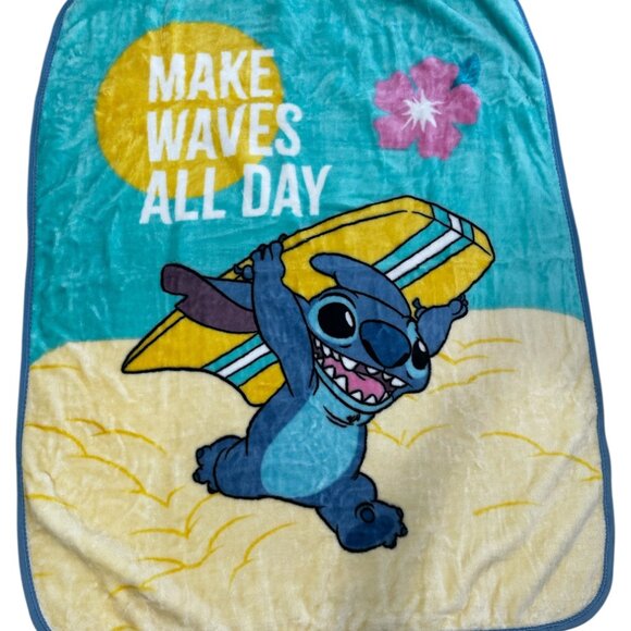 TT Stitch "Make Waves All Day" Plush 43"x55" Throw Blanket - Picture 2 of 5